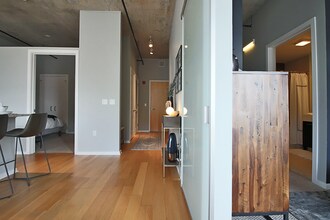 1187 S Delano Ct in Chicago, IL - Building Photo - Building Photo