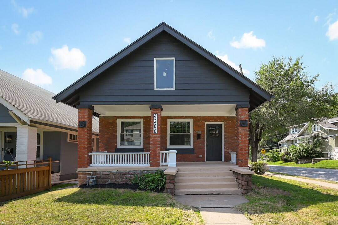4200 Adams St in Kansas City, KS - Building Photo
