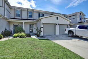 92 Silver Fern Dr in St. Augustine, FL - Building Photo