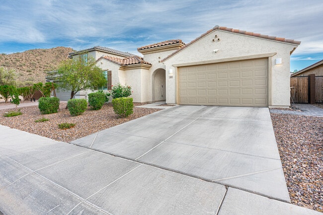 1809 Fawn Wy in San Tan Valley, AZ - Building Photo - Building Photo