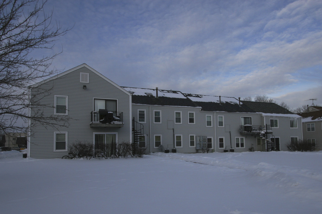 2013 Oak St in St. Charles, IL - Building Photo