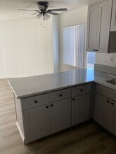 2041 S Pacific Ave, Unit 16 in Los Angeles, CA - Building Photo - Building Photo