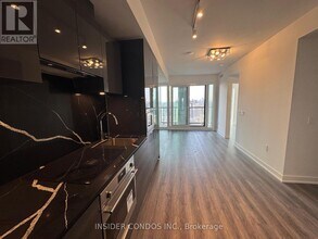 3010-3238 SIMCOE St in Toronto, ON - Building Photo - Building Photo