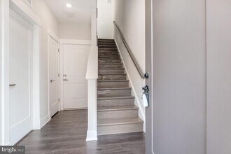 1003 Sycamore Dr SE in Washington, DC - Building Photo - Building Photo