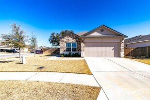 101 Presidential Path in Liberty Hill, TX - Building Photo