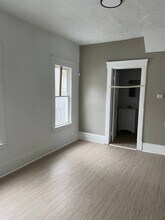 853 E 155th St in Cleveland, OH - Building Photo - Building Photo