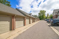 2074 Cloverly Ln in Ann Arbor, MI - Building Photo - Building Photo