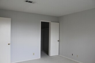 1214 Hi Stirrup in Horseshoe Bay, TX - Building Photo - Building Photo