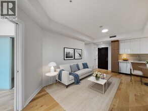 5311 Cedarbridge Way in Richmond, BC - Building Photo - Building Photo