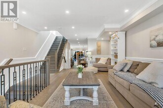 109B Robinson Ave in Toronto, ON - Building Photo - Building Photo