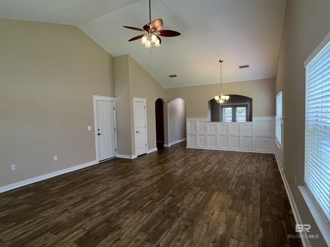 1065 Crown Walk Dr in Foley, AL - Building Photo - Building Photo