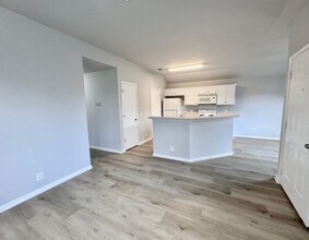 3301B El Salido Pkwy in Cedar Park, TX - Building Photo - Building Photo