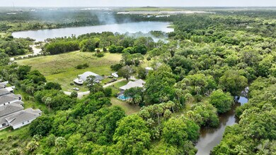 4910 Ralls Rd in Fort Pierce, FL - Building Photo - Building Photo