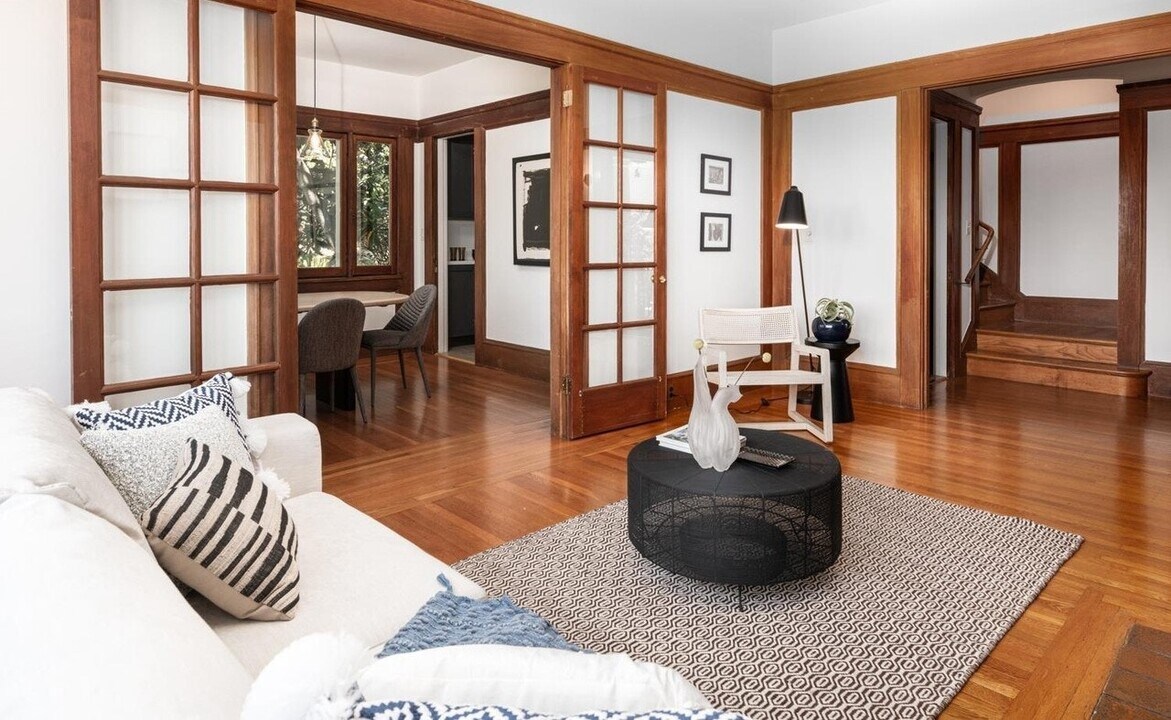 7 Panoramic Way in Berkeley, CA - Building Photo