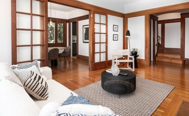 property at 7 Panoramic Way