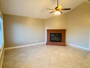 629 Beth Ln in Ridgecrest, CA - Building Photo - Building Photo