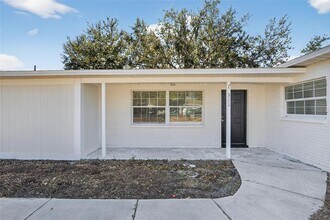 311 NE 5th St in Mulberry, FL - Building Photo - Building Photo