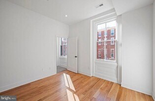 1927 Mt Vernon St in Philadelphia, PA - Building Photo
