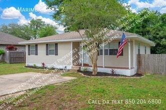 113 Marimba St in Mary Esther, FL - Building Photo - Building Photo