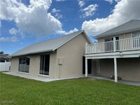 3737 SW 11th Ct in Cape Coral, FL - Foto de edificio - Building Photo