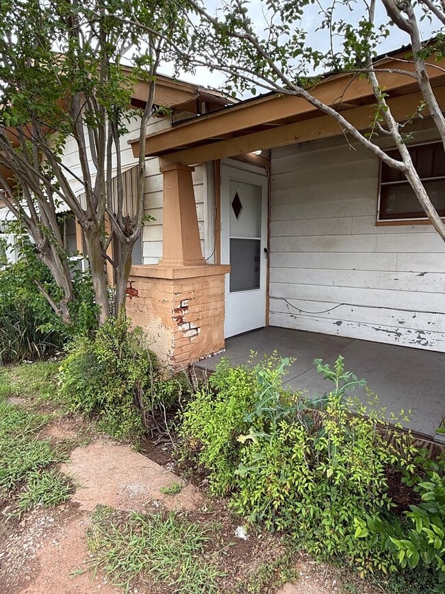 1314 Kemp Blvd