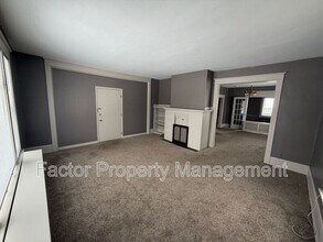 315 E Cherry St in Mankato, MN - Building Photo - Building Photo