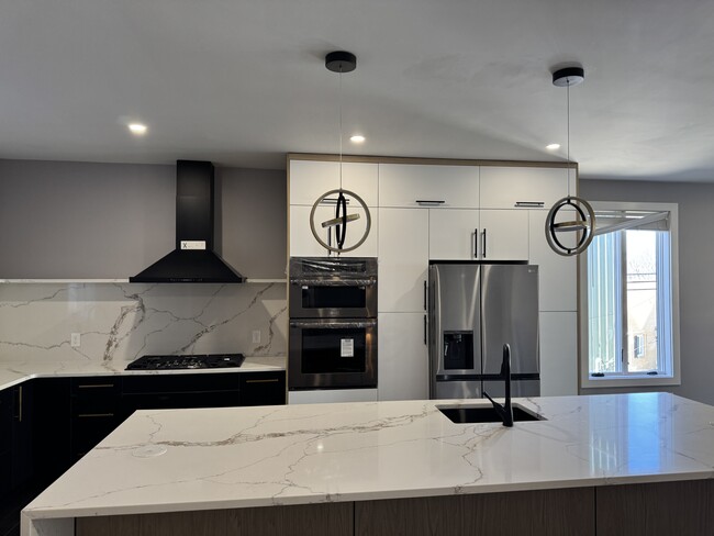 3116 Dobson St in Pittsburgh, PA - Building Photo - Building Photo