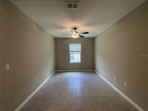 31796 Sun Kettle Lp in Zephyrhills, FL - Building Photo - Building Photo