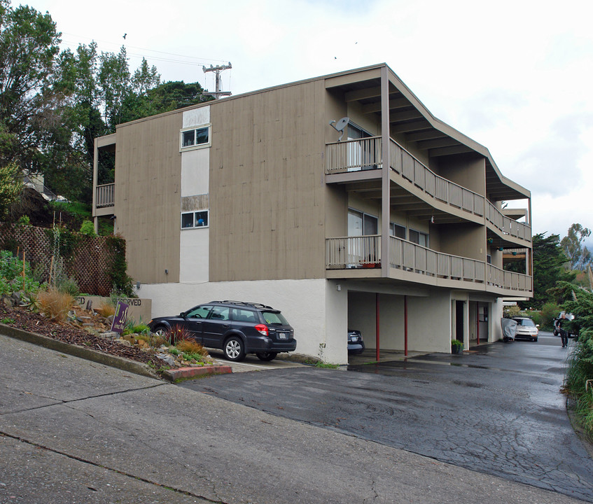 28 Gomez Way in Mill Valley, CA - Building Photo