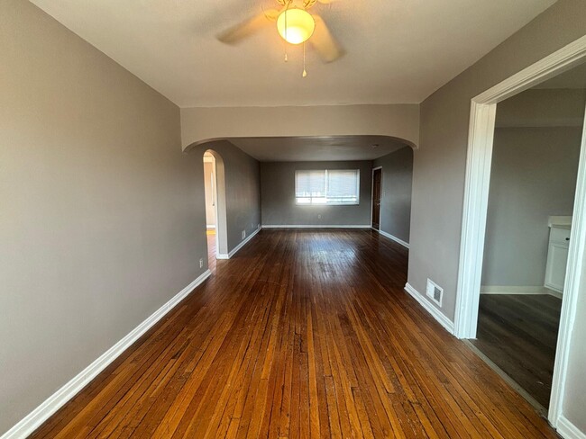 34 N Hampton Rd in Columbus, OH - Building Photo - Building Photo