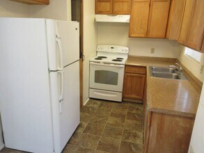 303 N 400 W in Cedar City, UT - Building Photo - Building Photo