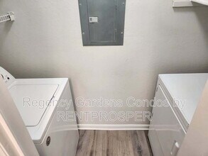 5533 Chrishire Way in Orlando, FL - Building Photo - Building Photo