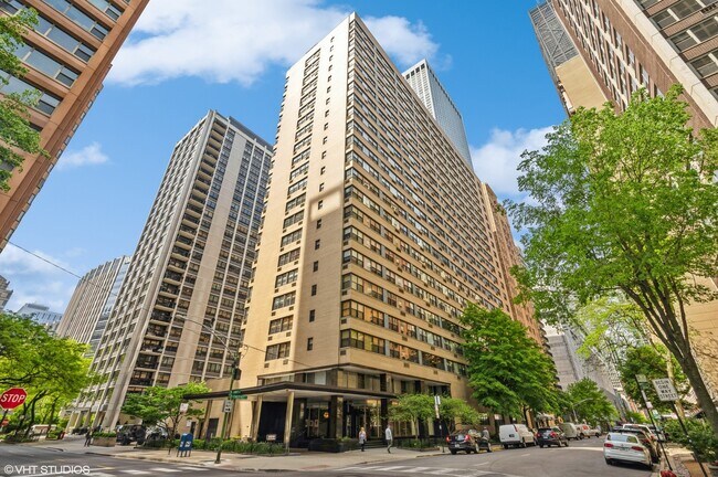 property at 850 N Dewitt Pl