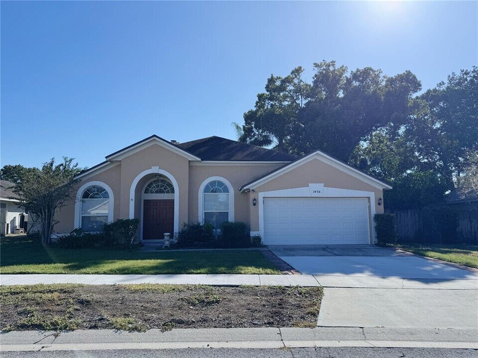 2436 Deermeadow Dr in Apopka, FL - Building Photo