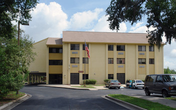 Johnson Manor in Orlando, FL - Foto de edificio - Building Photo