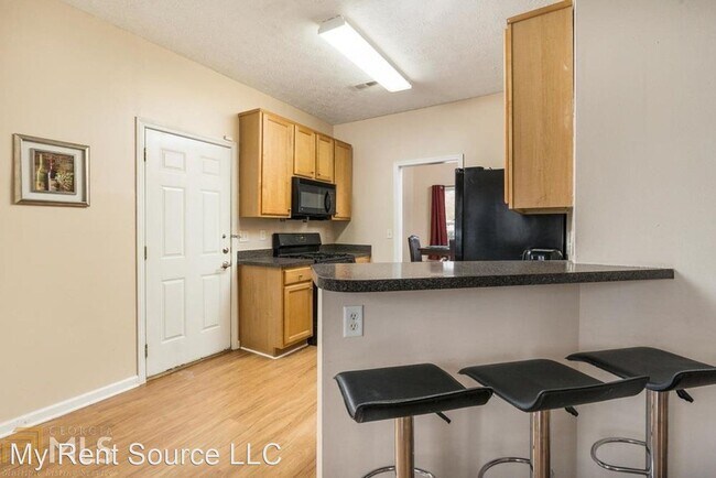 513 Crimson Ridge Dr photo'