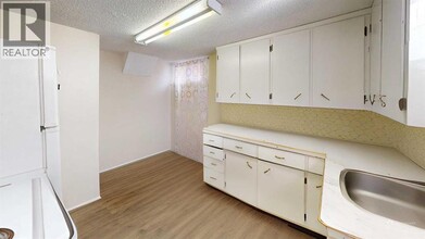 1212-1217 7 Ave S in Lethbridge, AB - Building Photo - Building Photo