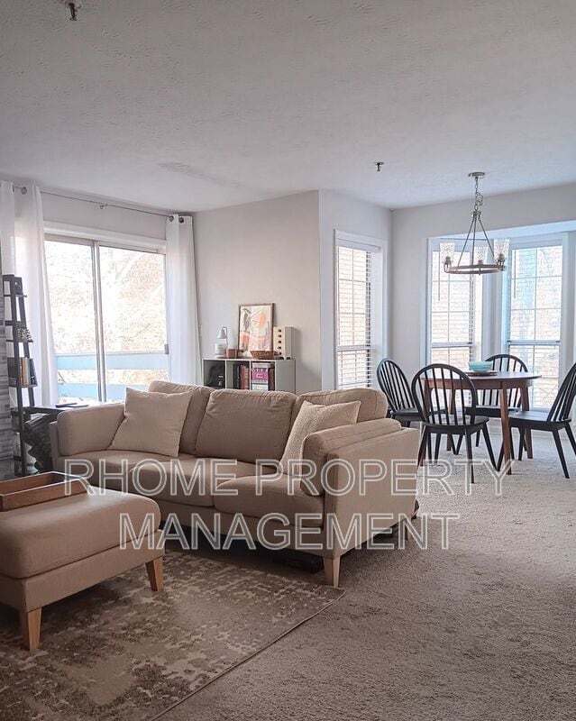 1407 Riverview Dr in Marietta, GA - Building Photo - Building Photo