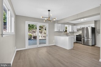 5307 Kepler Ln in Springfield, VA - Building Photo - Building Photo