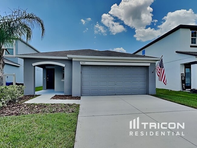 property at 5029 Golden Fig Ln
