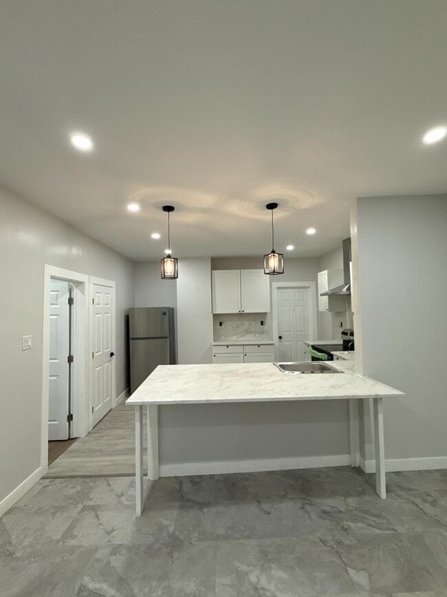 34 Francis St in Troy, NY - Building Photo - Building Photo