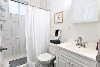 108 Gotthart St in Newark, NJ - Building Photo - Building Photo