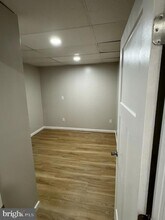 26 W Main St in New Bloomfield, PA - Foto de edificio - Building Photo