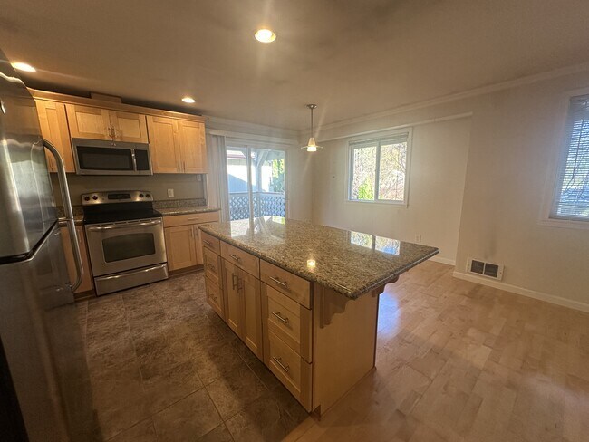 415 Healy Ave S in North Bend, WA - Building Photo - Building Photo