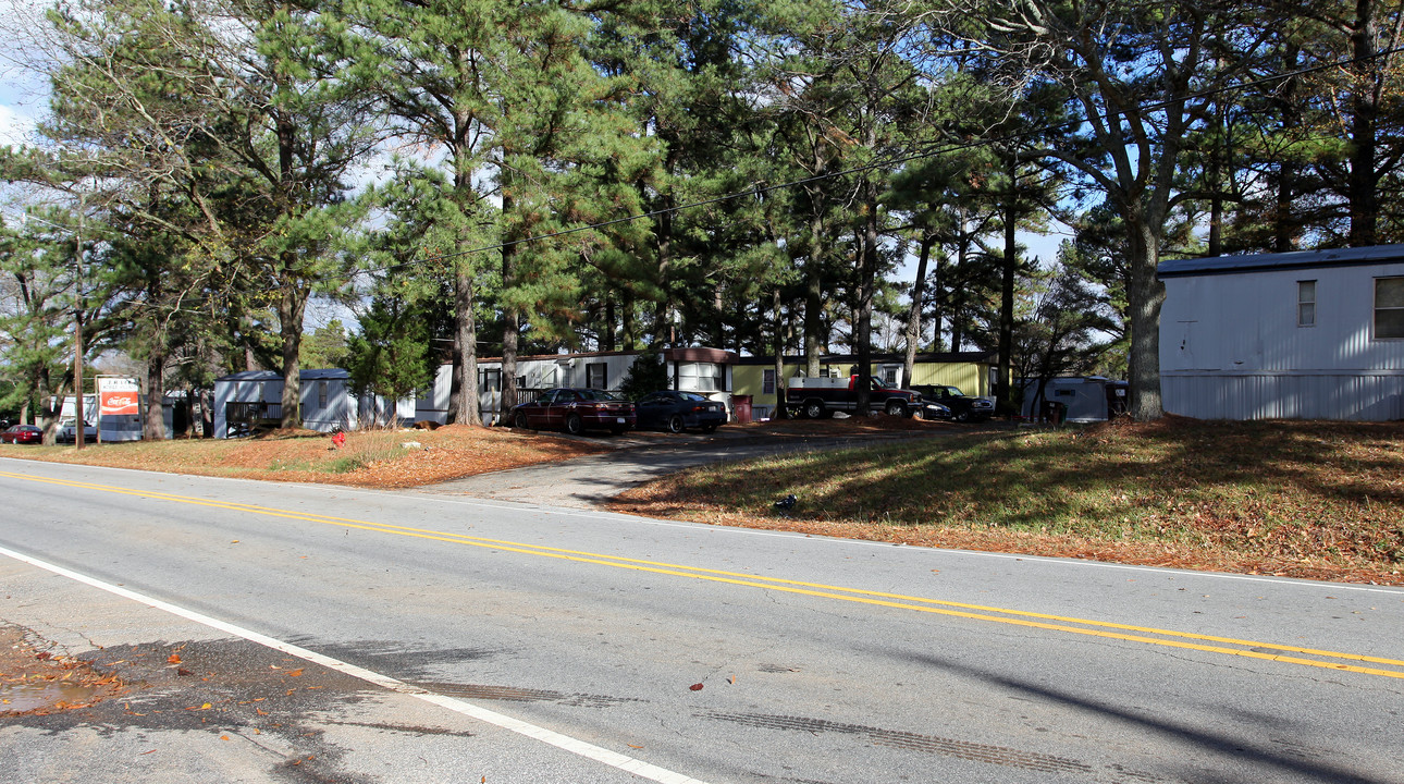 1000 W Main St in Clayton, NC - Building Photo