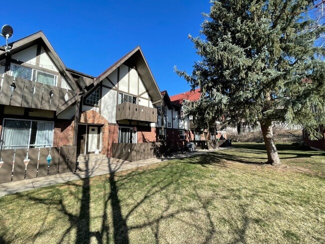 property at 3250 O'Neal Cir