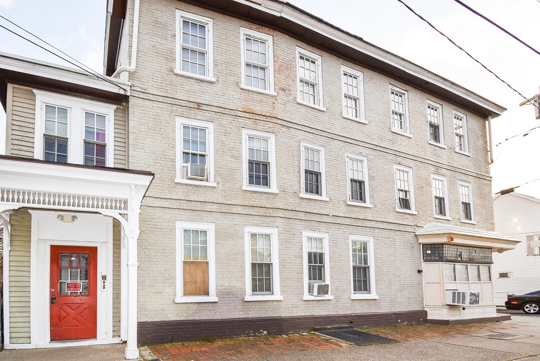 200 E Broad St-Unit -1A in Burlington, NJ - Building Photo