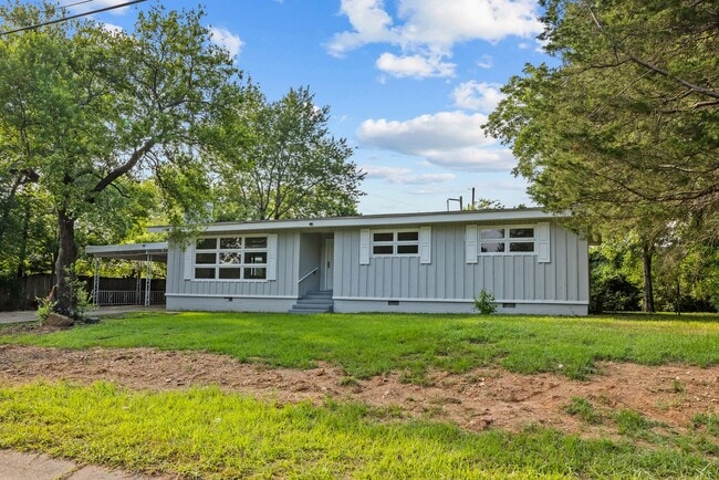 704 Idlewood Rd in Birmingham, AL - Building Photo - Building Photo