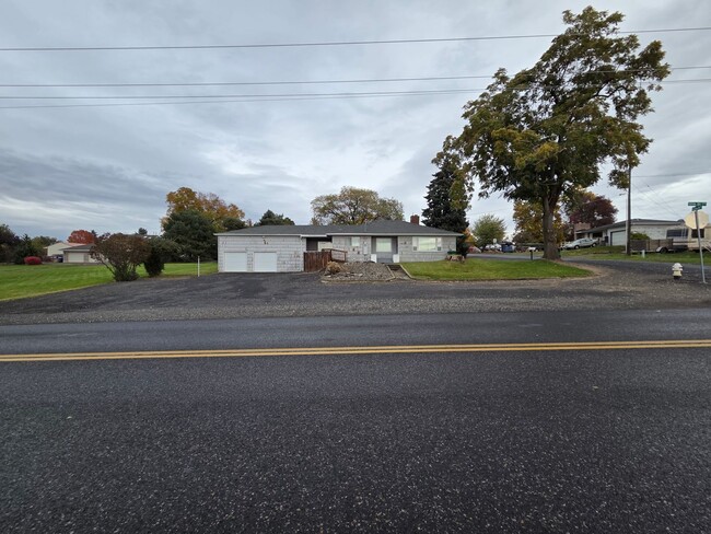 property at 1003 Powers Ave