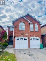 5316 Hollypoint Ave in Mississauga, ON - Building Photo